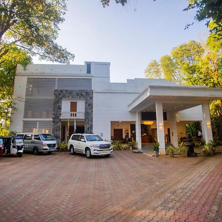 Hotel Eden Garden Szigirija Kültér fotó