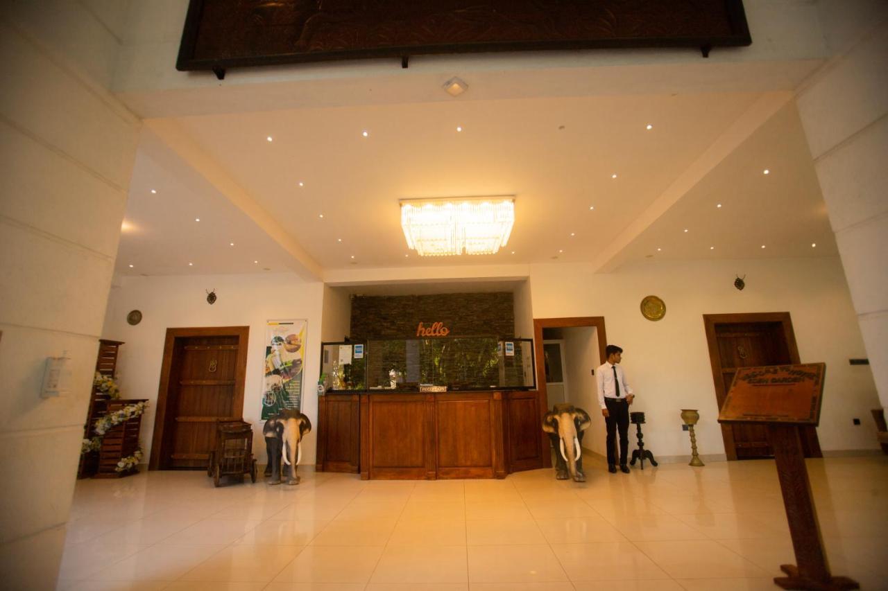 Hotel Eden Garden Szigirija Kültér fotó