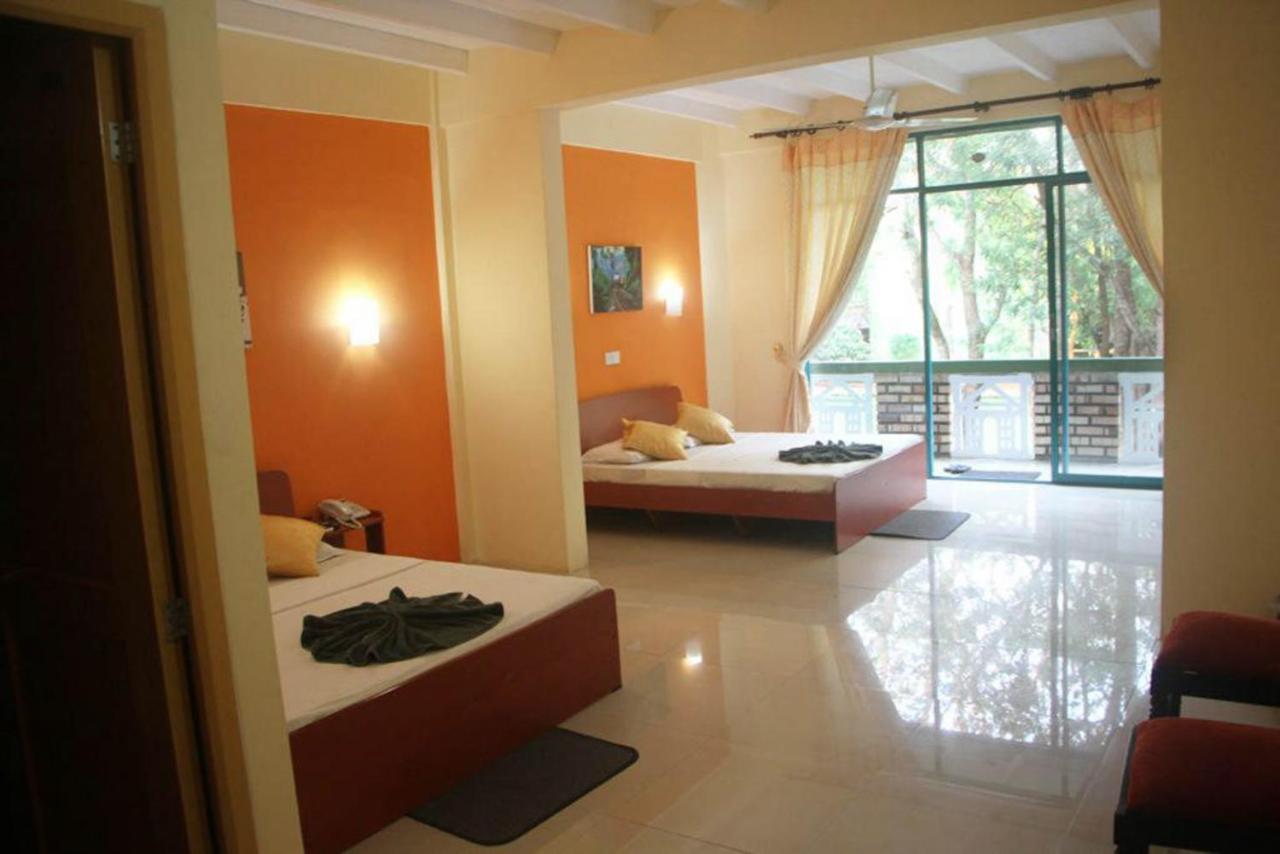 Hotel Eden Garden Szigirija Kültér fotó